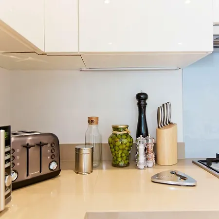 Highbury Holloway - Conveinent Location * London