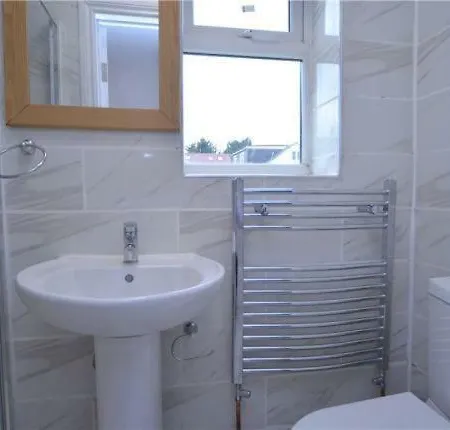 Apartment Bourne Court *