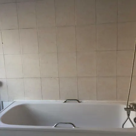 20 East Tenter Street Guest house *