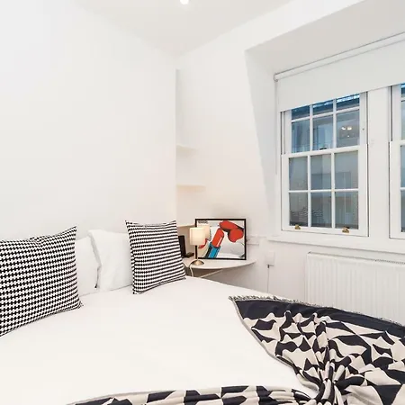 New 2 Bed In Covent Garden