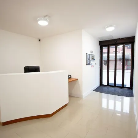 Apartment Somerville London Heathrow Hillingdon