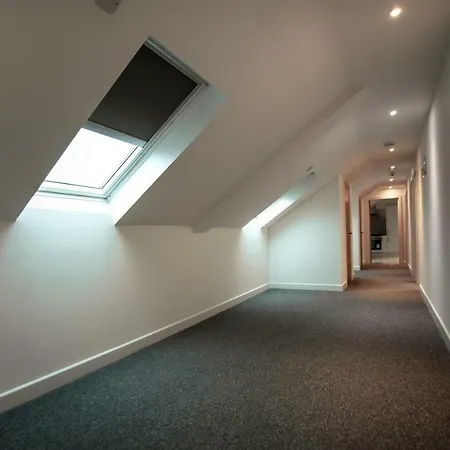 Somerville London Heathrow Apartment