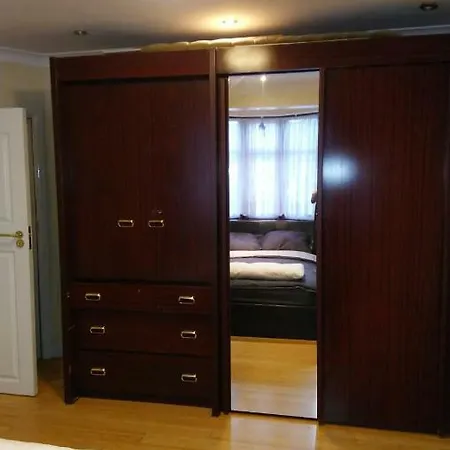 Апартаменты Christchurch 2-bed