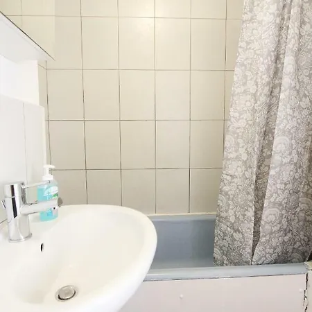 Paddington Apartamento *