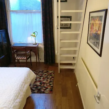 1870s Victorian House Séjour chez l'habitant *