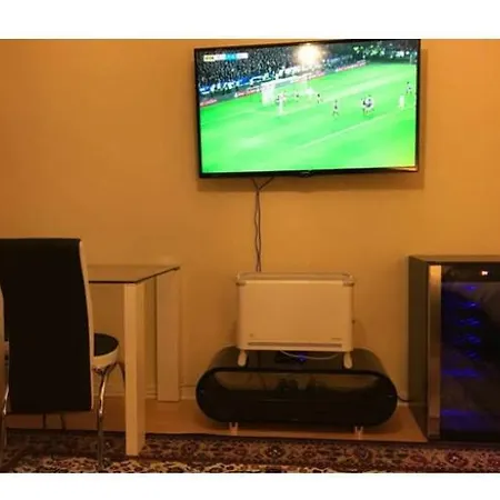 For 6 People Guest house