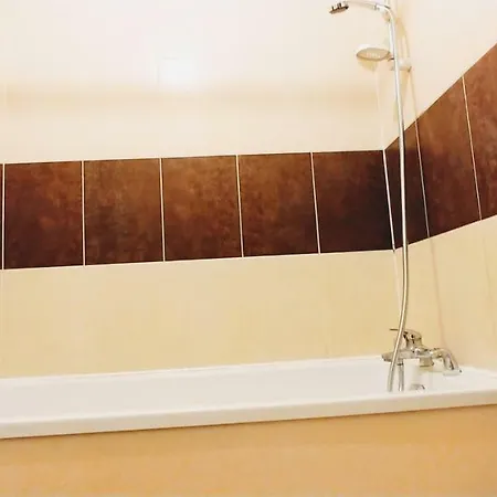 Al Iram Guest house *
