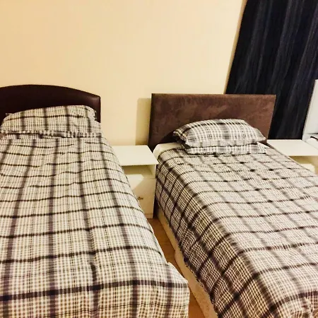 For 6 People Guest house London