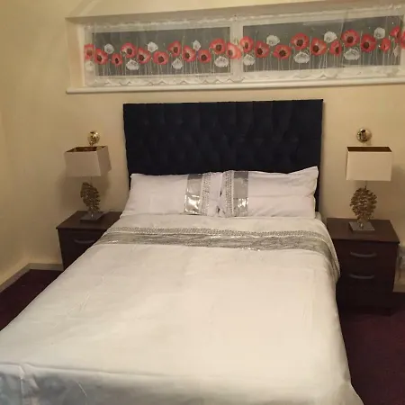 For 6 People Guest house