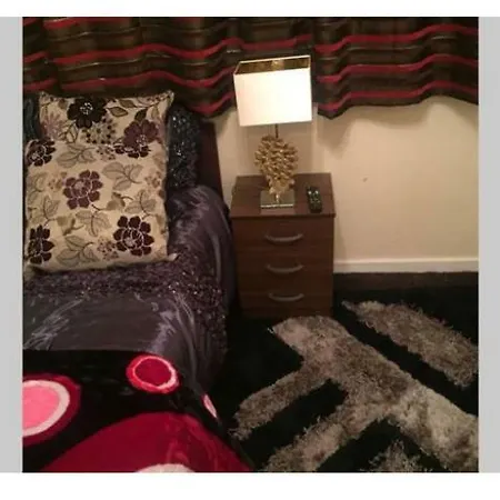 Guest house For 6 People