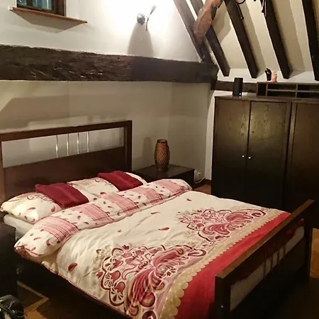 Homestay Master Near Heathrow *