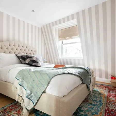 The Kensington Palace Mews - Bright & Modern 6bdr House With Garage *