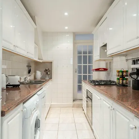 The Kensington Palace Mews - Bright & Modern 6bdr House With Garage