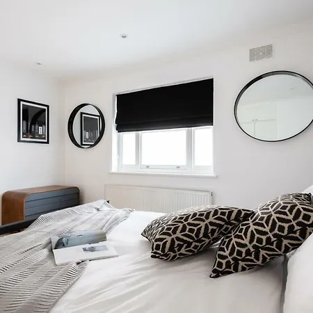 Apartment The Kensington Palace Mews - Bright & Modern 6bdr House With Garage London