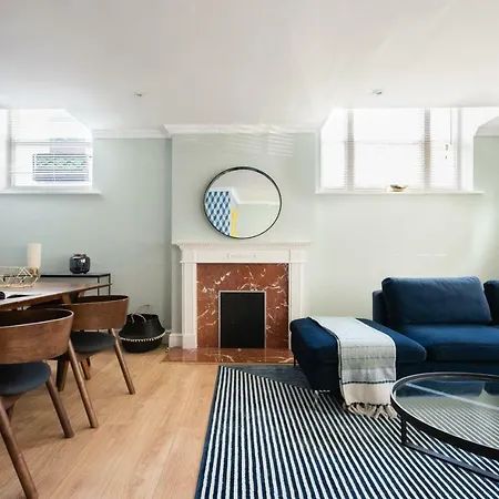 Apartment The Kensington Palace Mews - Bright & Modern 6bdr House With Garage *