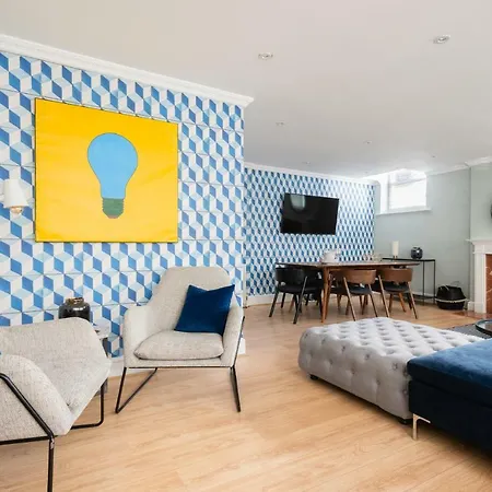 The Kensington Palace Mews - Bright & Modern 6bdr House With Garage * London