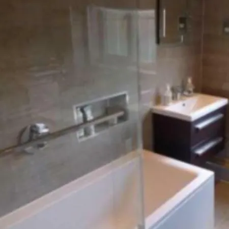 Holiday home The Hollies Haven & Free Parking - Perfect London Long Sidcup