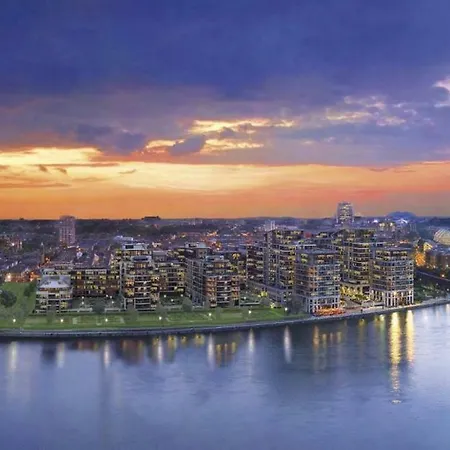 Apartment Thames View Apartment, Imperial Wharf London