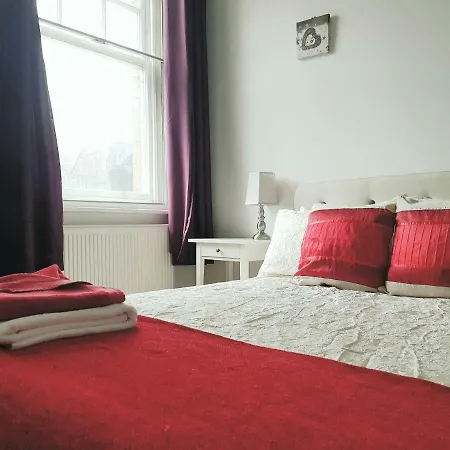 Highbury & Islington Hub