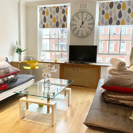 Holiday Apartment *