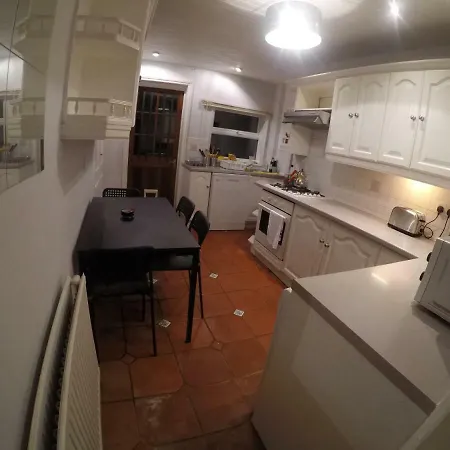 Huge Double Near * London