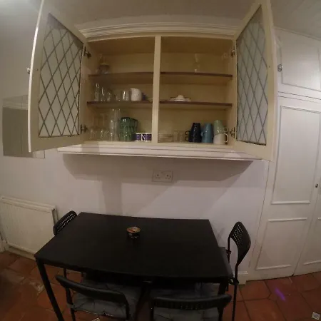 Huge Double Near Guest house