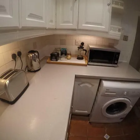 Huge Double Near * London