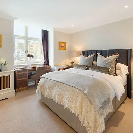 Grand Ambassadorial Duplex Hyde Park Apartment London