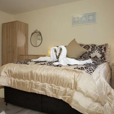 Guest house Gooseacre Harrow