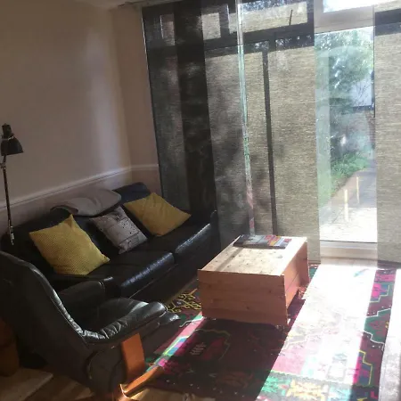 Apartment 63 Aragon Road Kingston upon Thames (Greater London)