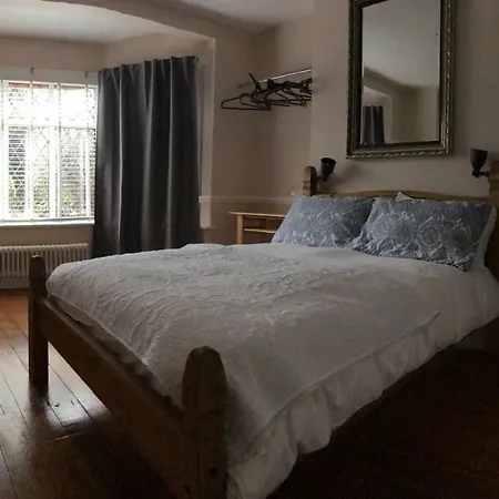 63 Aragon Road Apartment Kingston upon Thames (Greater London)