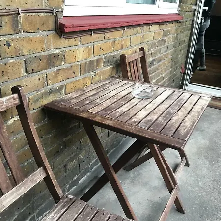A Beautiful 1bed In Camden