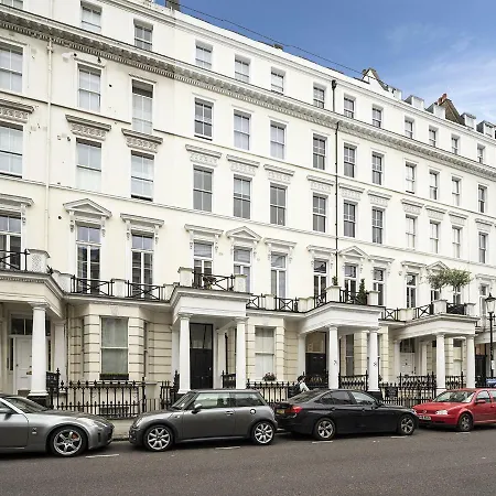 Somerset Court Kensington Apartment *