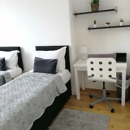 Dream Time Apartments-aqua Apartment London