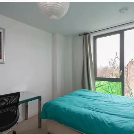 With Private Bathroom In A Modern Two Bedroom Two Bathroom Flat London