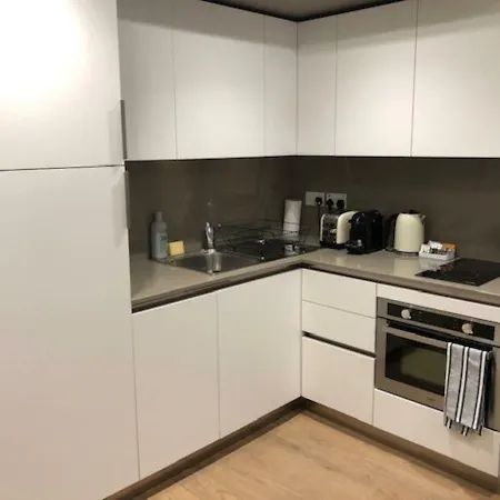 Apartment Mirabilis - Bayham Street *