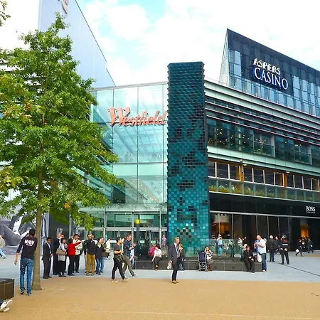 Top Floor Luxury And Spacious 2 Bedroom In Stratford Appartamento Londra