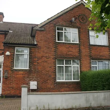 Vivian Prime Guest house Wembley