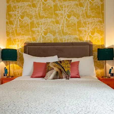 Sweet - Mile End Apartment *