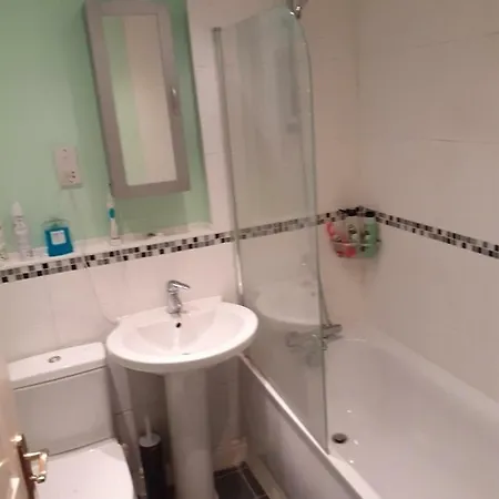 Double In Honiton House * Hendon
