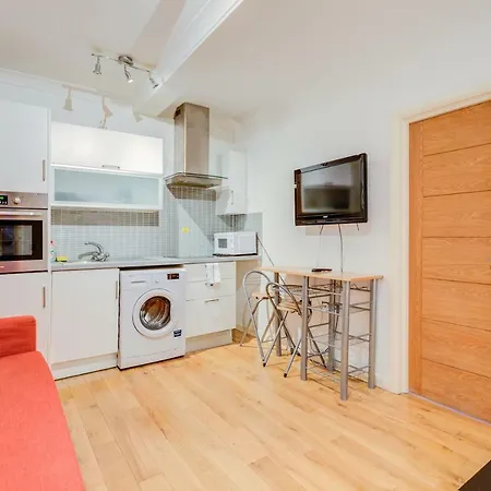 14 Bouverie Place * London