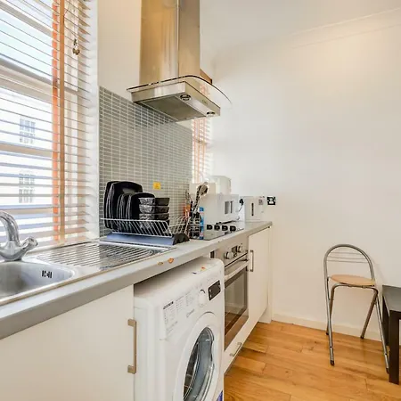 14 Bouverie Place Apartment London