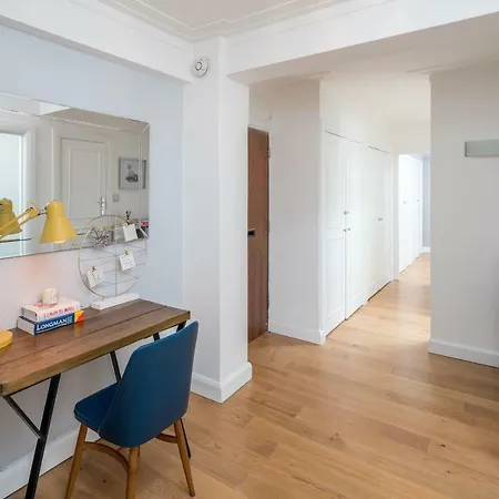 Apartment Homm - Hyde Park 2 Bedroom Flat