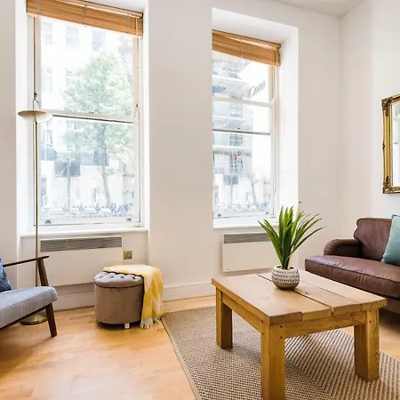 Apartment Stylish Hyde Park