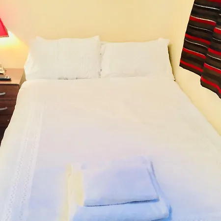 For 6 People Guest house *