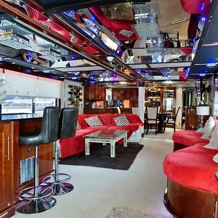 Absolute Pleasure Yacht Hotel London