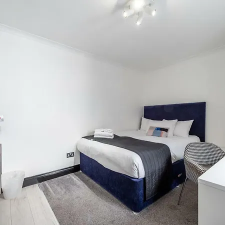 Apartment The Dome Hotel London
