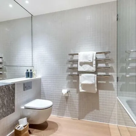 Luxury North Greenwich O2 Arena London