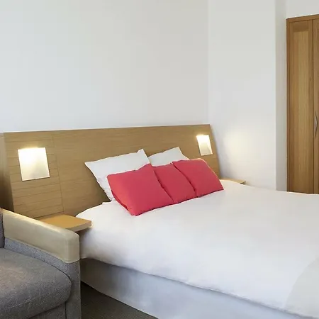 Hotel Novotel West