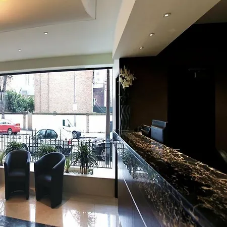 Hotel Lily London